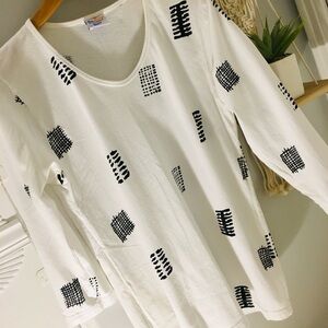 Vintage Shirt / Ladies V NECK TEE / 80s / 90s / Cotton / Vintage Clothing